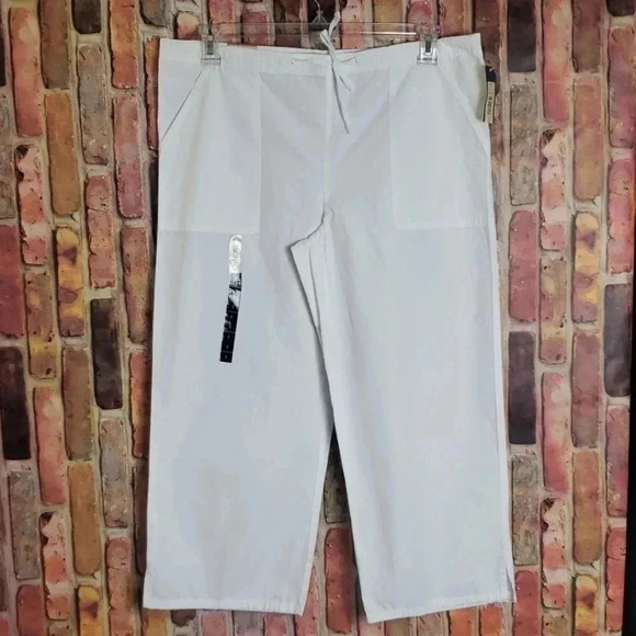 Cherokee | Crop Pants | Lightweight | Sz S |White - Picture 1 of 7